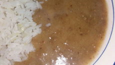 Caldo de mandioca com carne moída