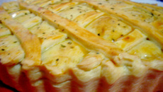 Torta de frango com massa crocante