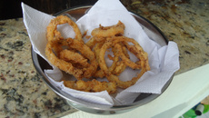 Anéis de cebola crocante