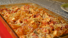 Macarrão ninho recheado