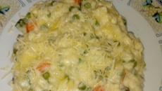 Risoto vegetariano três queijos da Quezia