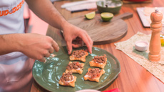 Esfiha folhada de carne