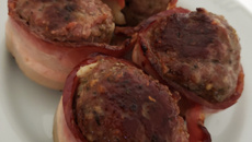 Medalhão de carne moída com bacon