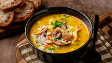Canja de galinha à moda portuguesa