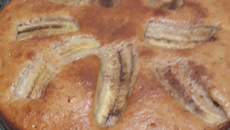 Bolo integral de banana e castanha