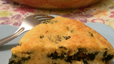 Torta de farinha de milho amarelo