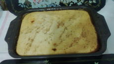 Bolo de banana caramelizada fácil