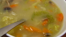 Sopa simples, porém deliciosa da Nâna