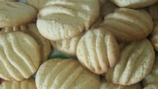 Biscoitinho pururuca de maizena da Du