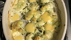 Peixe ao forno com brócolis