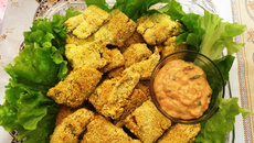Nuggets de peixe com molho tártaro