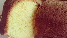 Bolo de fubá com erva doce