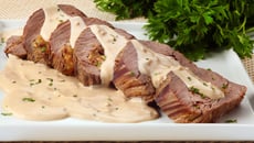 Filé mignon recheado com mandioquinha