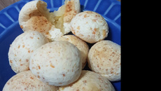 Pão de queijo fácil e rápido