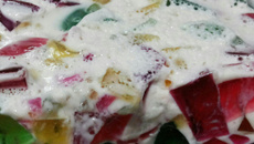 Gelatina colorida com gosto