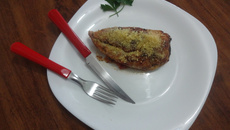 Peito de frango com parmesão