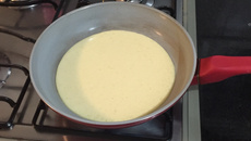 Pão de queijo de frigideira