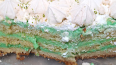 Bolo de limão com suspiro