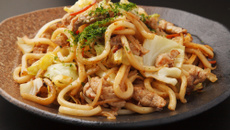 Udon de carne de porco