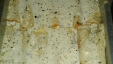 Panqueca ao molho branco com queijo