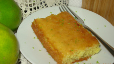 Bolo de laranja molhadinho de liquidificador