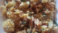 Farofa de pão ralado com banana