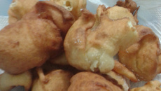 Bolinho de chuva simples e fácil