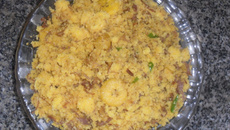 Cuscuz com lombo e banana da terra