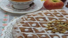 Bolo de maçãs e canela