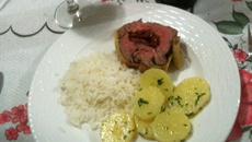 Filé mignon em croûte recheado com tomate seco