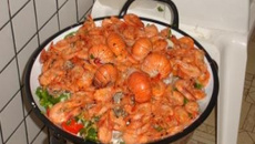 Moqueca de vermelho com lagostinhas, camarão e polvo