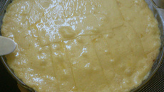 Escondidinho rápido de charque e calabresa