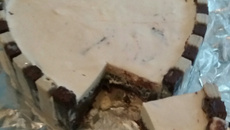 Torta de bis, sorvete e doce de leite