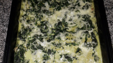 Lasanha com molho de espinafre