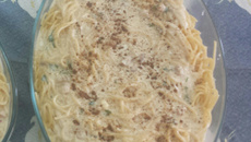 Macarrão com molho 4 queijos