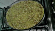 Doce de aletria com nozes ou amendoim