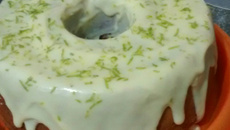 Bolo de limão