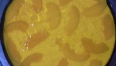 Mousse de pêssego com gelatina