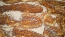 Bolo simples de banana com canela