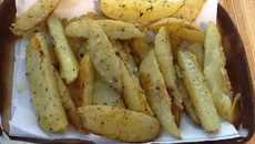 Batatas rústicas temperadas