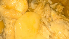 Frango ao molho com batata