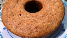 Bolo de banana com leite ninho