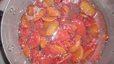 Doce de goiaba com coco