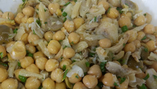 Bacalhau com grão-de-bico (salada fria)