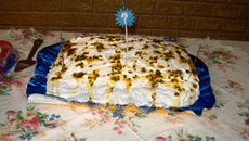 Bolo com mousse de maracujá