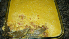 Linguiça com creme de milho