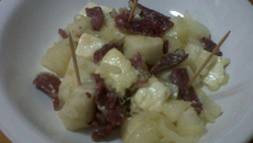 Carne seca com aipim e queijo