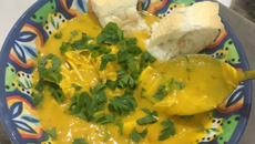 Caldo cremoso de abóbora moranga e frango