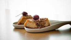 Bolo com pudim cremoso