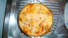 Carne moída ao molho bechamel